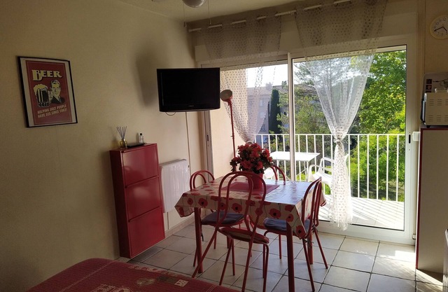 Studio classified 2* Gréoux-les-Bains TB Qual/€