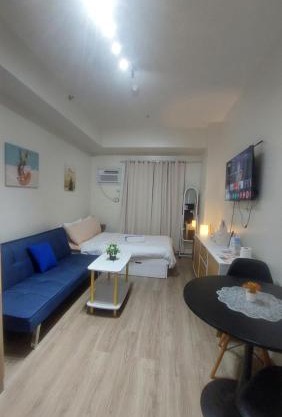 Studio Condo Fully Furnished-near IT Park