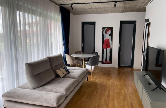 Studio Cuzino 106 Pipera
