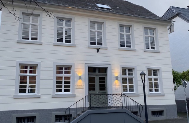 Studio 'Dora Brand' with Shared Terrace, Shared Garden and Wi-Fi