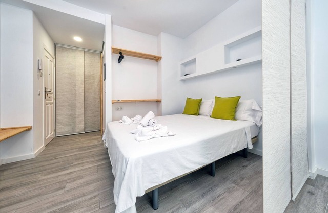 Studio el Greco next to Reducto beach