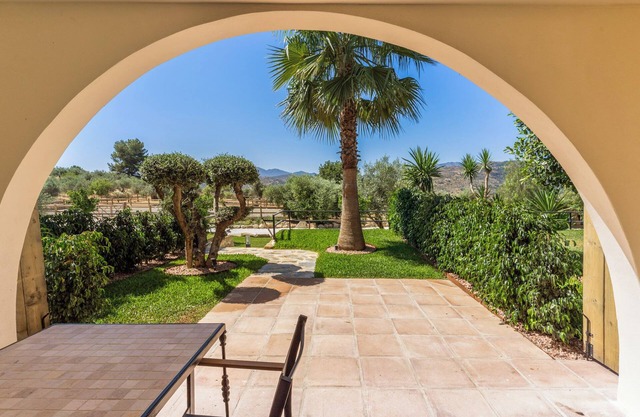 Studio 'Finca Del Silencio Casita Carajillo' with Mountain View, Wi-Fi and Air Conditioning