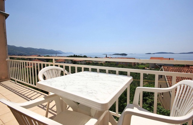 Studio flat with balcony and sea view Orebić, Pelješac (AS-10192-b)