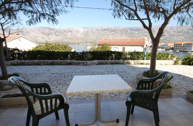 Studio flat with terrace and sea view Vinjerac, Zadar (AS-3248-b)