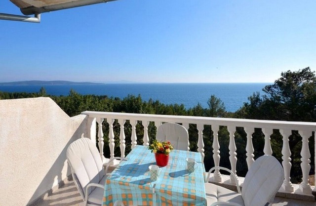 Studio flat with terrace and sea view Ivan Dolac, Hvar (AS-17778-f)