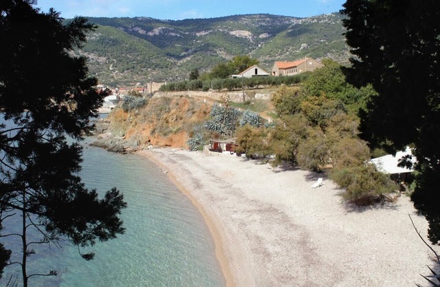 Studio flat with terrace Komiža, Vis (AS-8844-a)