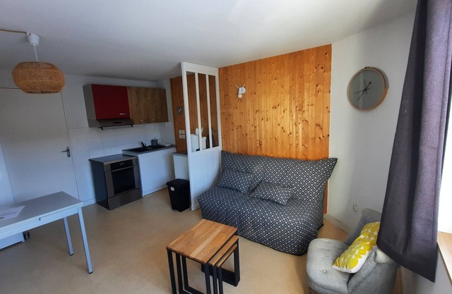 STUDIO COSY EN CENTRE STATION ET PIED DES PISTES