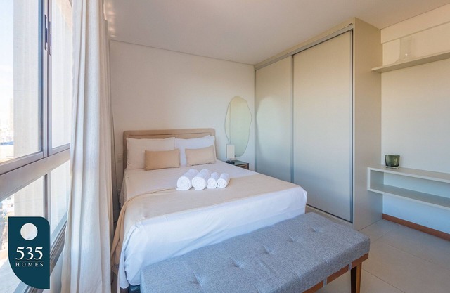 Studio in a condominium 400m from Farol da Barra.