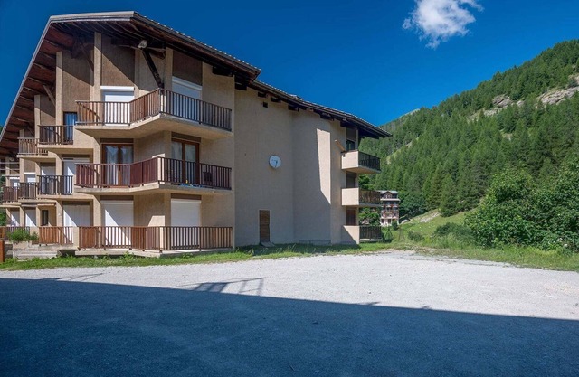 Studio in France with Mountain Views