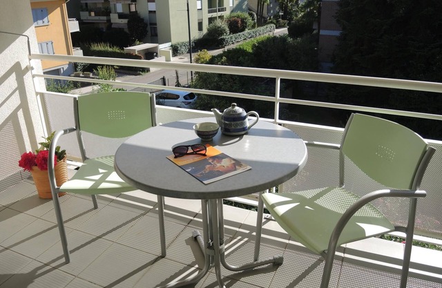 Studio in residence in a quiet and sunny location near the center of Ascona