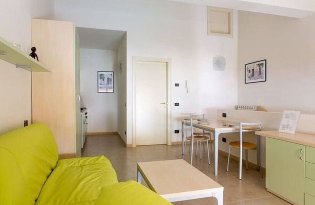 STUDIO "LE VELE" IN TOSCOLANO MADERNO STRATEGIC POSITION