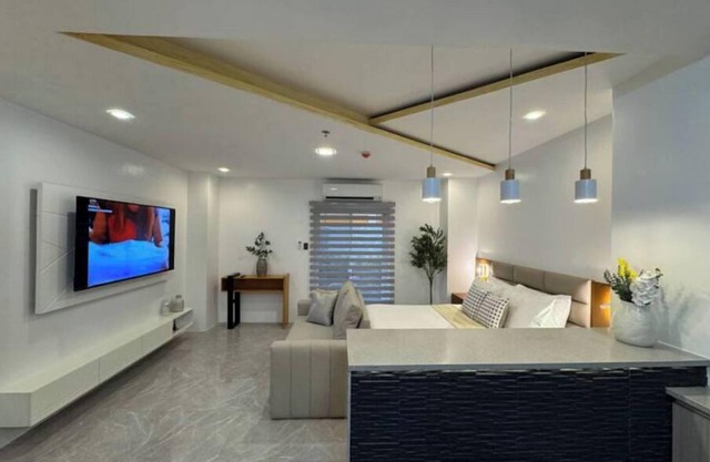 Studio - Modern SmartTech Studio Luxe-101nn