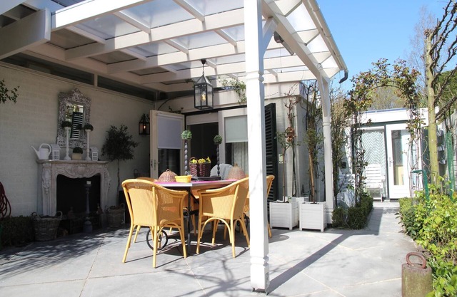 Studio near Heiloo Woods and Egmond Beach