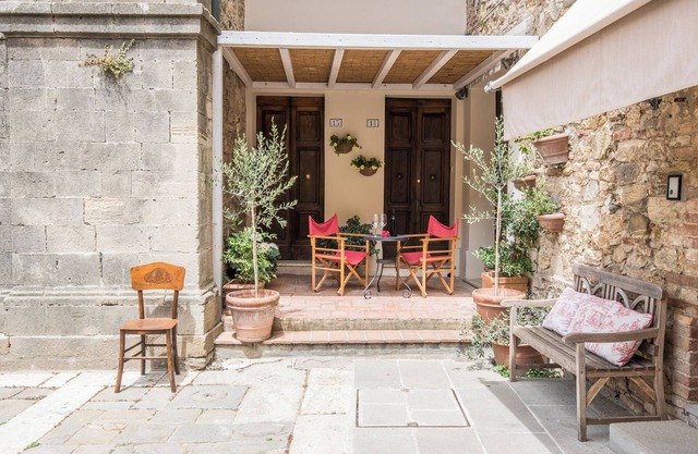 Studio "Radicondoli" with Balcony & Wi-Fi