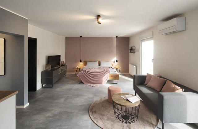Studio Steillage" apartment - Claes Weinquartier