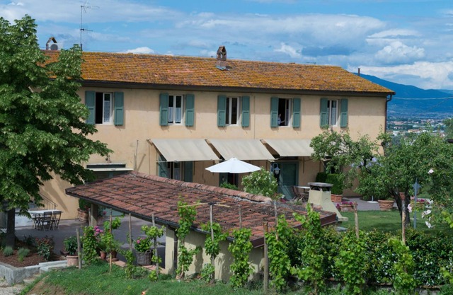 Studio "Vinaccia" with Shared Pool, Garden, Open Terrace & Wi-Fi