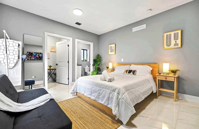 Studio w/Kitchenette - 15min to Wynwood