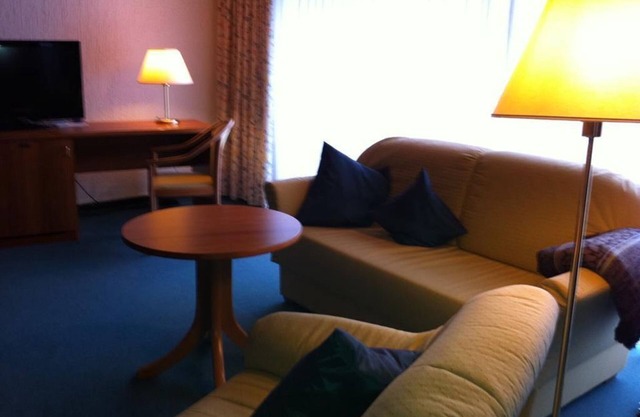 Studio with balcony, shower and bathtub, WC - Diamanthotel Idar-Oberstein
