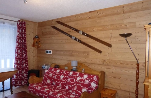 Studio with balcony in Barcelonnette, sleeps 4