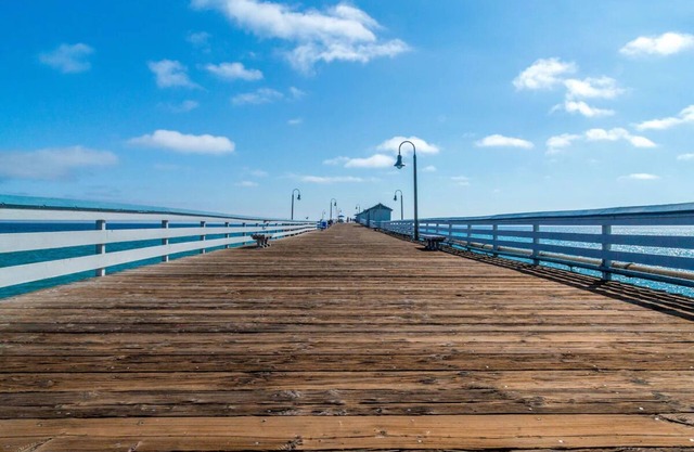 Studio with Balcony/Kitchen, Free Parking! Close to the beach