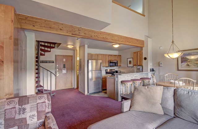 Studio with Loft In the heart of Breckenridge