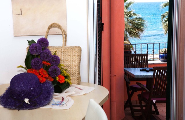 Studio with Sea View - Scirocco