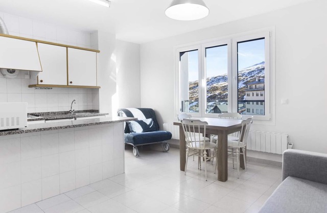 Studio with Views. 300 mtrs from slopes. PAS DE LA CASA. 44