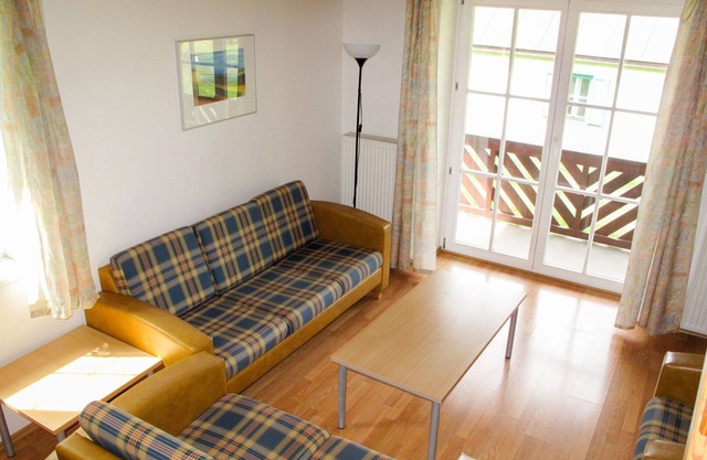 Stunning private villa for 6 guests with WIFI, pool, TV, terrace and pets allowed