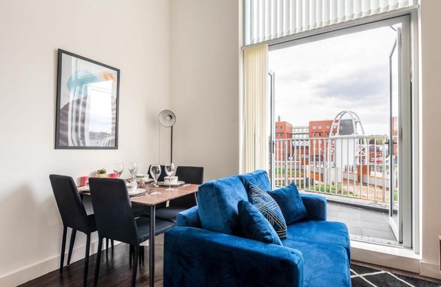 Stunning 2 Bed Riverside Apartment with Balcony