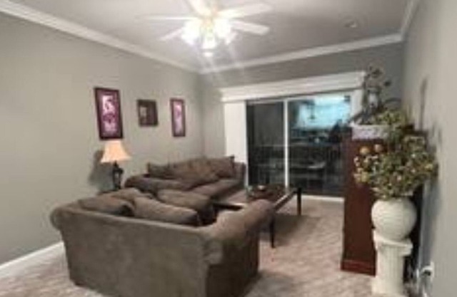 Stunning 2 Bedroom Condo With Water Views!