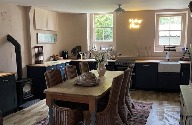 Stunning 2-bedroomed Cottage