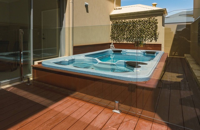 Stunning 2 storey property meters to Mindarie Marina
