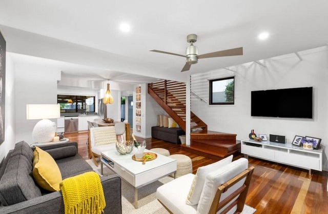 Stunning 2bed/2bth-CottonTrees 3BLK Beach/Dogs OK