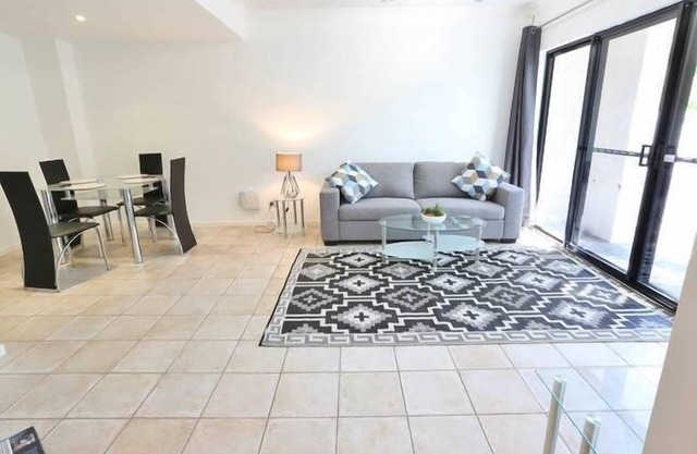 Stunning 3 Bedroom Private Home