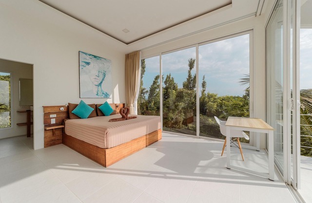 Stunning 3BR Villa & Breathtaking 180° Sea View