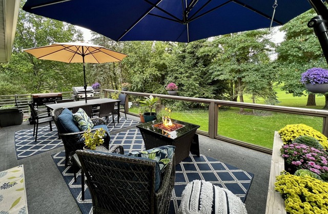 Stunning 4-Bedroom Golf Course Retreat with Scenic Fairway Views Near Notre Dame