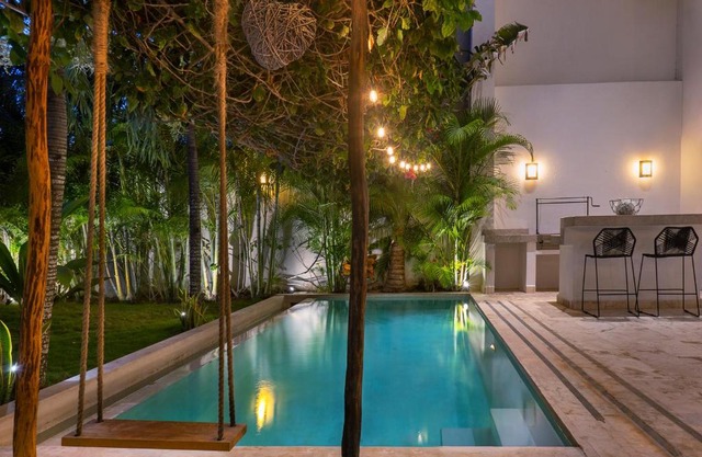 Stunning 4BR Villa with Private Pool La Veleta Retreat
