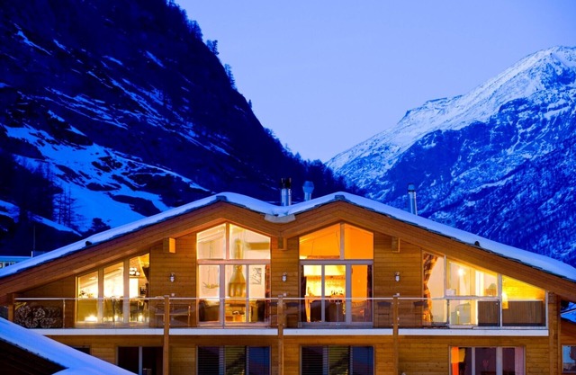 Stunning 5 bedroom Ski Chalet located in Zermatt