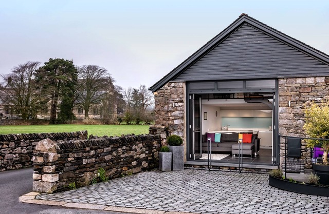Stunning 5* self catering accommodation in the beautiful village of Cartmel.