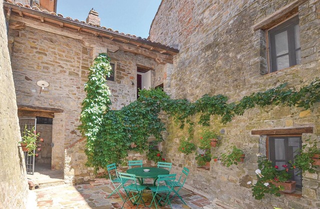 Stunning apartment in Piegaro (PG)