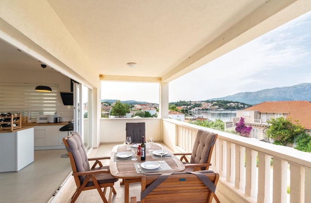 Stunning apartment in Lumbarda