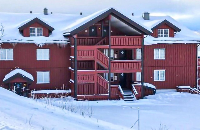 Stunning Apartment in Vågslid With 3 Bedrooms, Sauna and Wifi