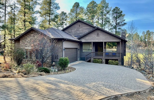 Stunning cabin in Torreon with unbeatable views—your search ends here!