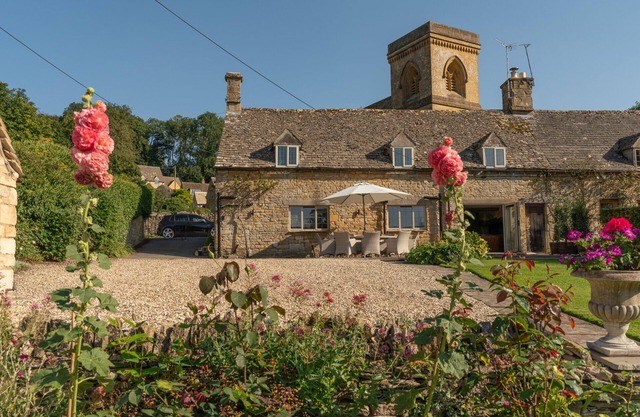 Stunning Cotswold Cottage in Snowshill