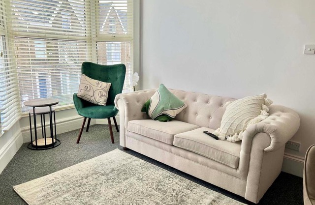 Stunning Flat Close to Beach
