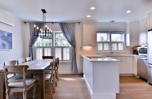 Stunning fully renovated 11/9 family compound with pool, walk to town