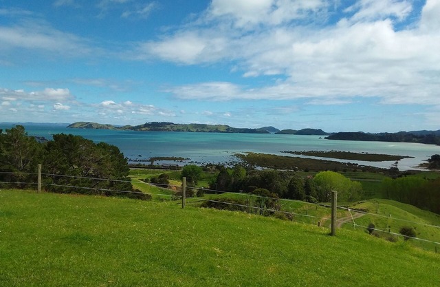 Stunning Getaway - Panoramic Views. Private/Spacious/4 Bedrooms/2 Bathrooms