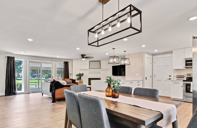 Stunning Golf Course Retreat 4BR Home