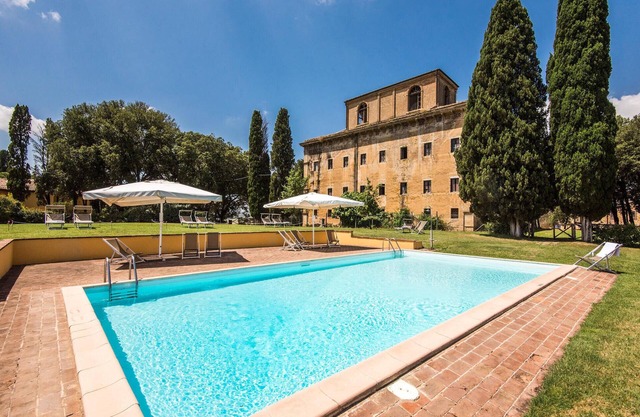 Stunning home in Monteroni d´Arbia SI