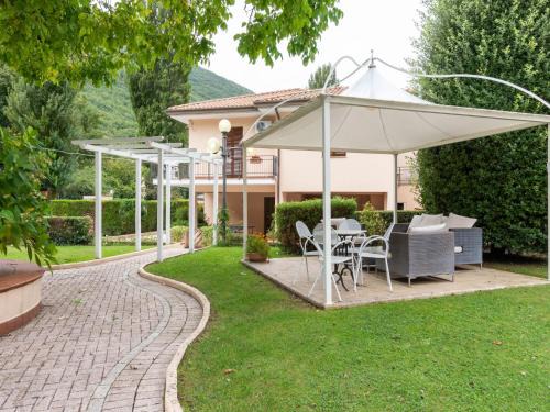 Stunning Holiday Home in Foligno with Sauna